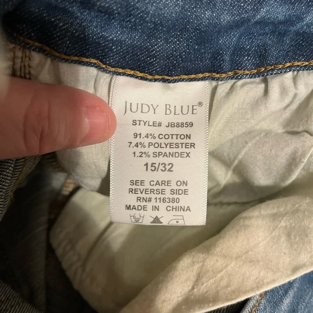 Judy Blue Women’s Plus Skinny Fit Mid Rise Med Wash Jeans Style JB8859 - 15/32‎